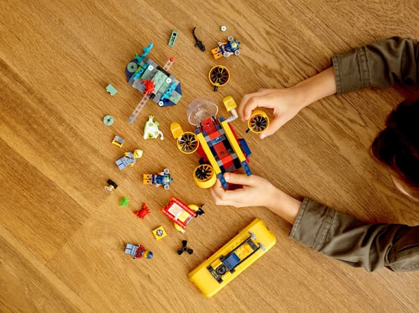 LEGO City 60264 Ocean Explorers’ Submarine