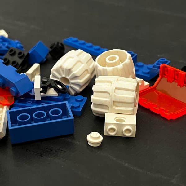 6898 LEGO Spacecraft