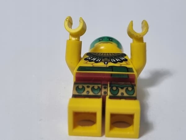 LEGO 8831 SERIES 7 AZTEC WARRIOR col098 - DESCRIPTION