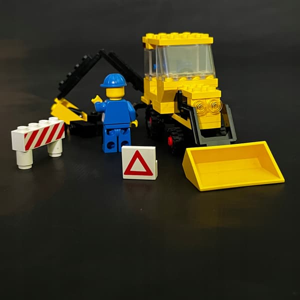 6686 LEGO Yellow Excavator