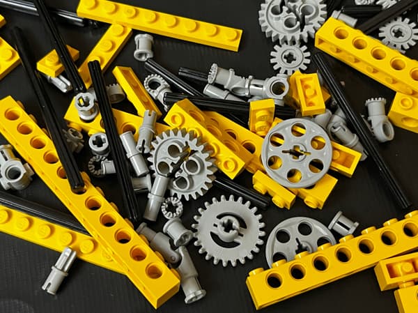 8710 LEGO Technic Parts Set