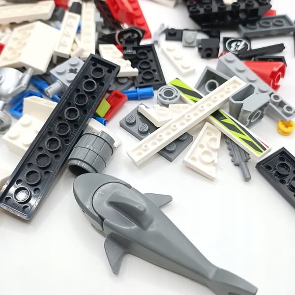 LEGO Racers 8897 Jagged Jaws Reef