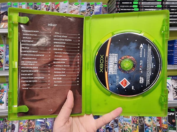 COMMANDOS STRIKE FORCE XBOX CLASSIC SET WITH INSTRUCTIONS