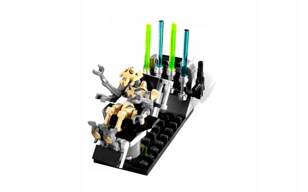 LEGO Star Wars 8095 – General Grievous’ Starfighter