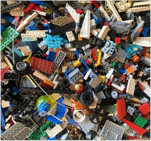 LEGO bricks, 1 kg by weight – Mixed Assortment: Original, second-hand LEGO bricks