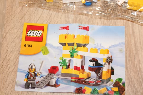 LEGO CASTLE 6193-2 INSTRUCTIONS