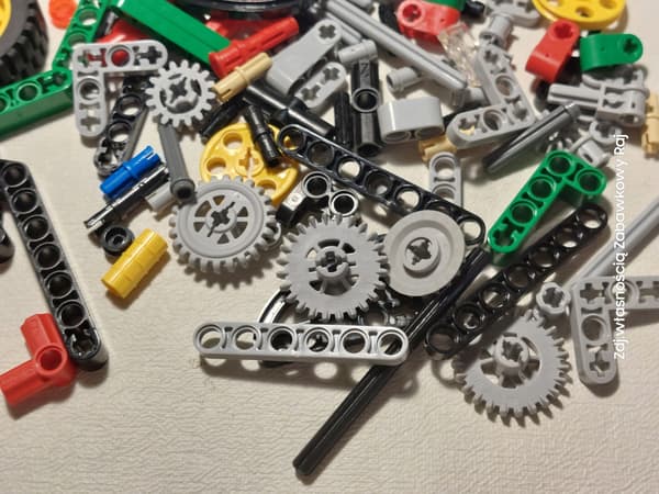 LEGO 8281 Mini Tractor