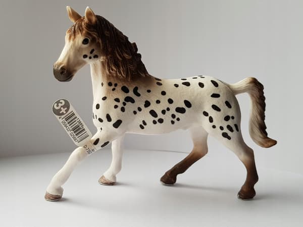 KNAPSTRUPPER STALLION (FIGURINE)