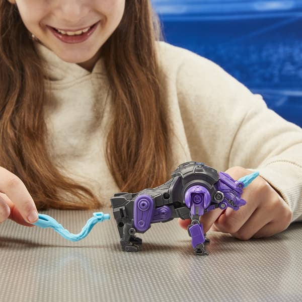 Transformers Alpha Trion figurine