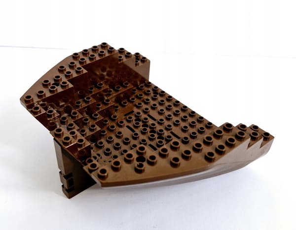 Lego 2558c03 Pirates’ Ship Hull, old brown
