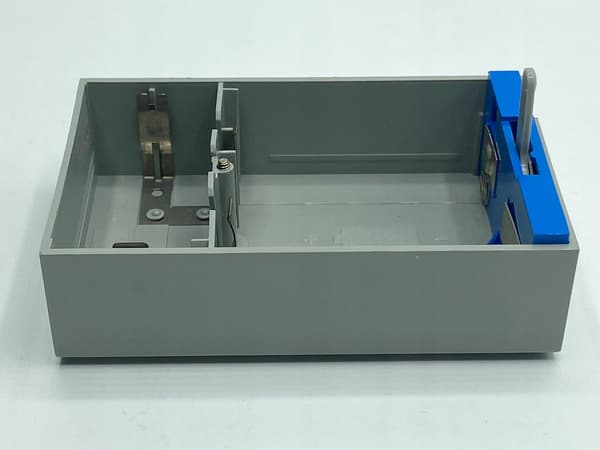LEGO bb0045c03 4.5V B9 battery holder