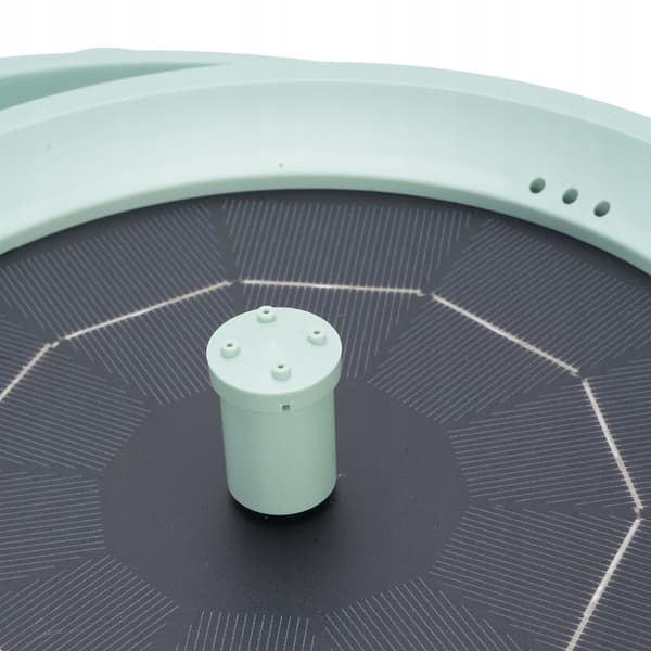 Solar bird bath. Capacity: 2 litres. Live water circulation: 9C