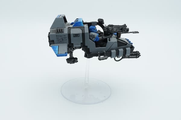 Warhammer 40k Space Marines Land Speeder Tornado plastic model