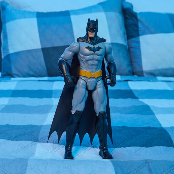 Spin Master DC Comics Batman action figure, 30 cm