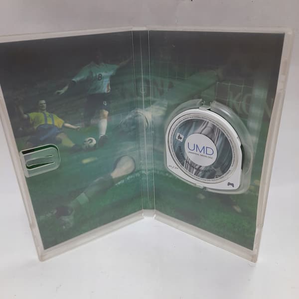 Pro Evolution Soccer 5 [PSP] Sony PSP