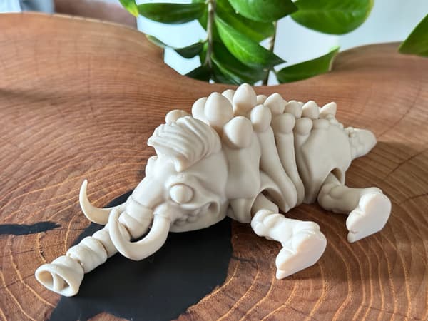 Mammoth – an Ice Age skeleton | articulated 3D figurine with a movable trunk