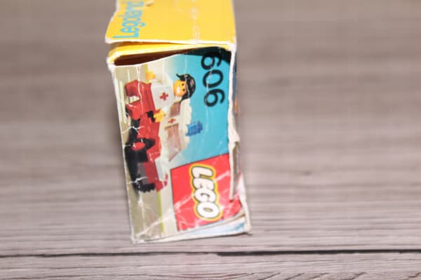 LEGO 606 CITY TOWN BOX