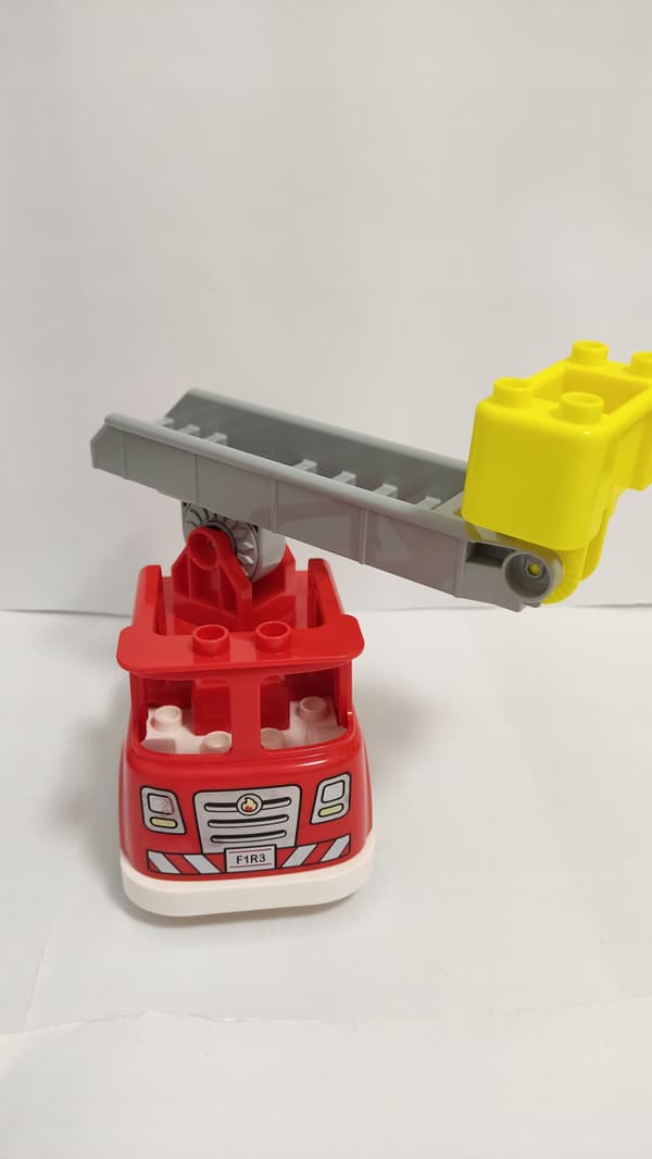 Lego Duplo fire engine with ladder