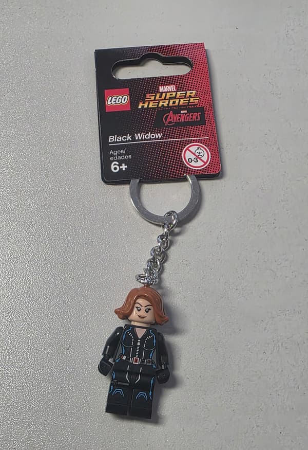 LEGO Marvel Super Heroes Black Widow Keyring