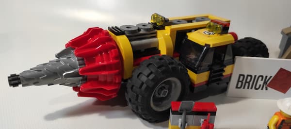 LEGO City: 60186 – Heavy-duty mining drill