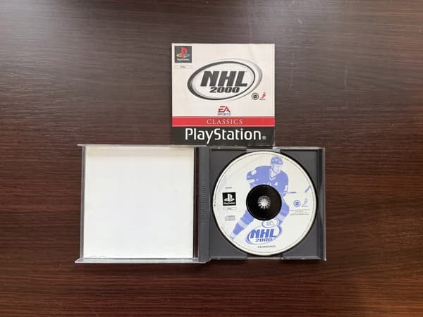 NHL 2000 PS1