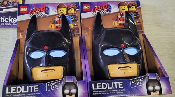 LEGO BATMAN MASK LAMP – STATIC STICKERS – EXHIBITION MODEL
