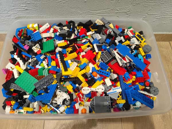 Lego Mix bricks, 6.7 kg, V10