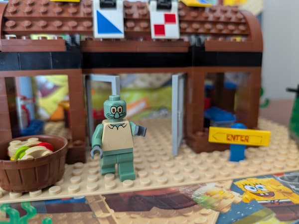 Lego 3825 SpongeBob’s Krusty Krab with Box