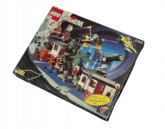 6494 LEGO House and Laboratory