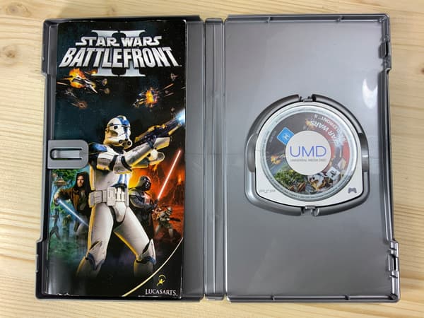 STAR WARS BATTLEFRONT II – PSP disc, in excellent condition, complete set