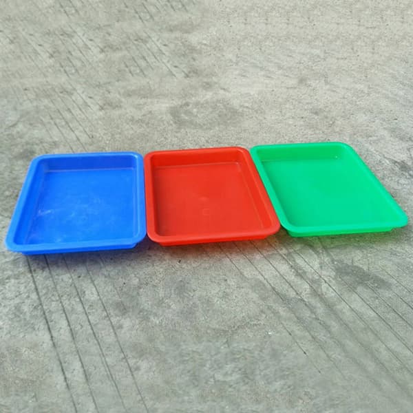 Set of 6 plastic storage containers for home and office use in various colours