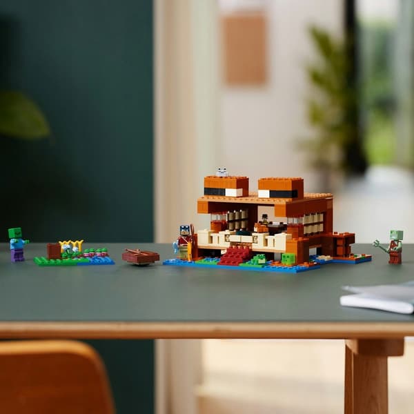 LEGO Minecraft 21256 Frog’s House