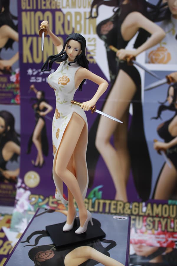 Banpresto One Piece Robin Glitter Anime Figurine