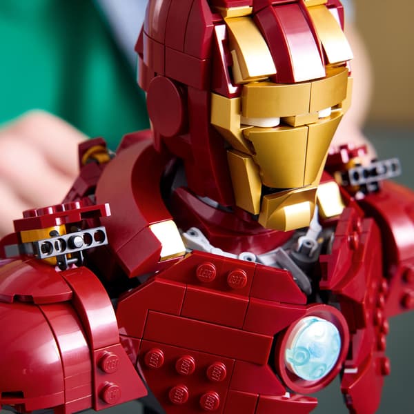 LEGO 76327 Marvel Iron Man MK4 Bust