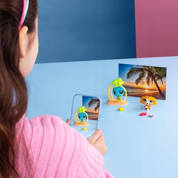 SUNSET PAL ANIMAL FIGURINES FOR CHILDREN WITH ACCESSORIES – 2 MINI MODELS
