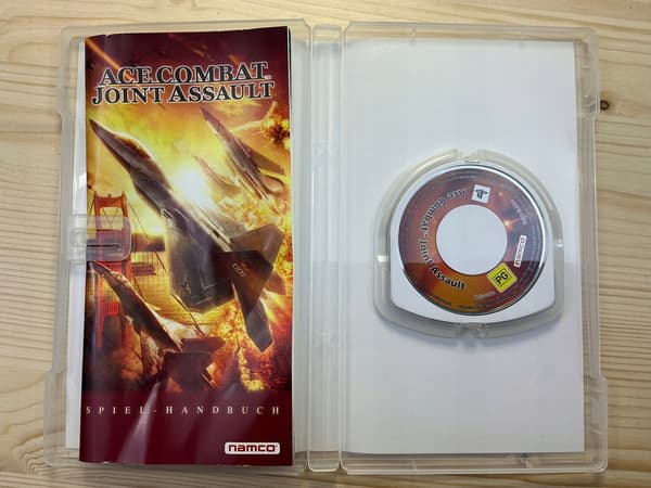 ACE COMBAT JOINT ASSAULT – PSP game disc in very good+ condition, complete set
