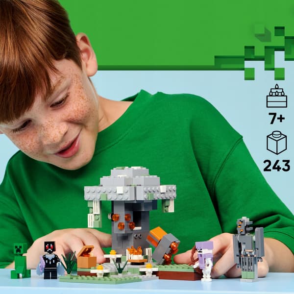 LEGO Minecraft The Withered Garden 21586