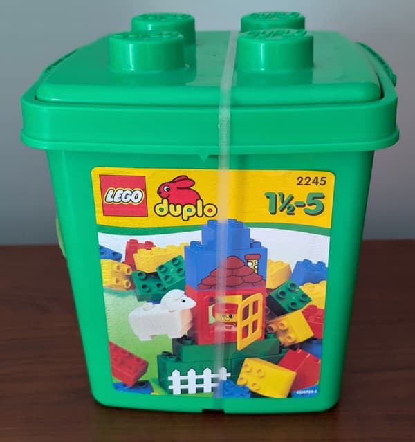 Lego 2245 Duplo Box of Bricks – New