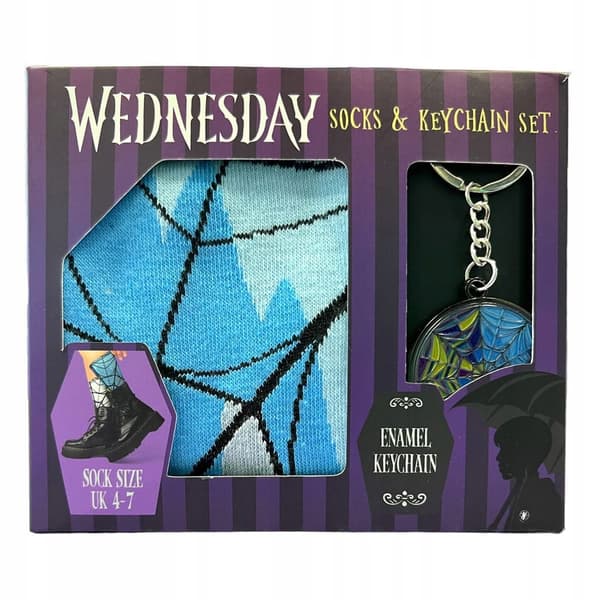 Wednesday – Gift set: key ring and socks