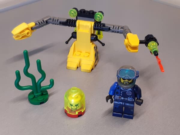 LEGO 4790 Alpha Team Deep Sea Robot Diver (No. 3)