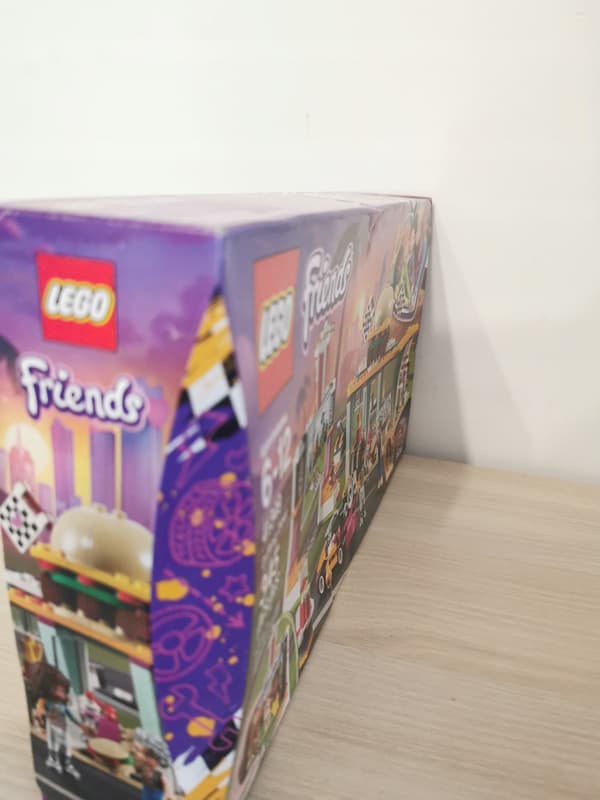 LEGO Friends Racing Restaurant 41349 NEW