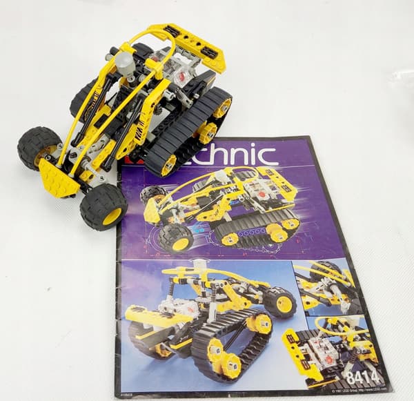 LEGO Technic – Mountain Rambler Off-Road Vehicle