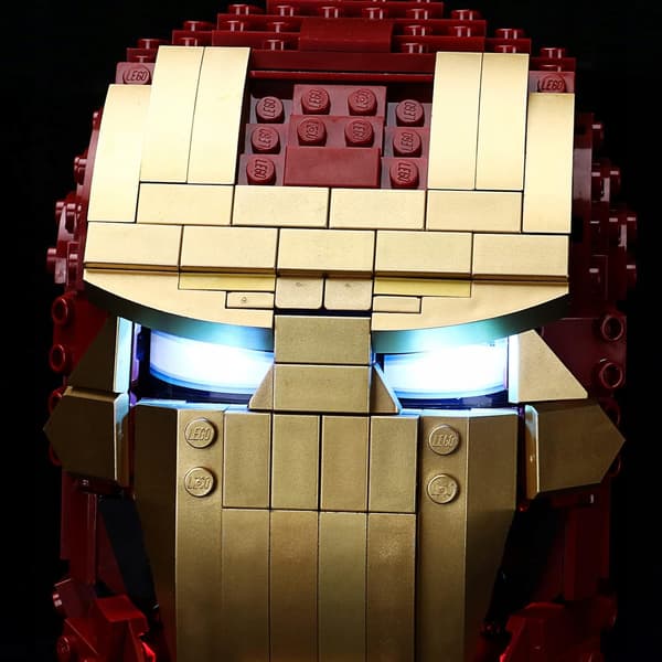 LIGHTAILING LED lighting set for Lego bricks – 76165 Iron Man’s Helmet