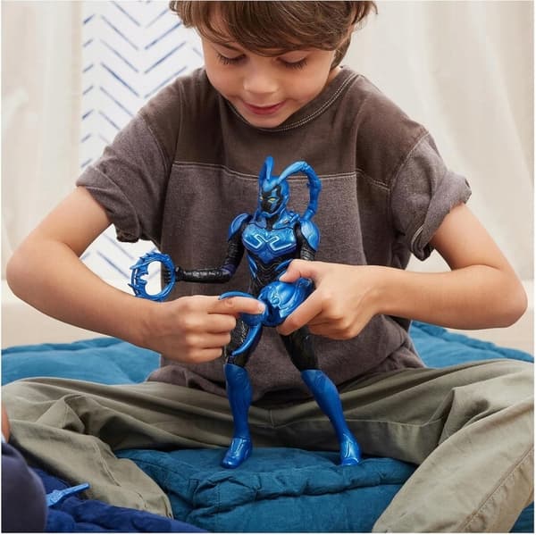 DC Blue Beetle Battle Mode 31cm Action Figure – Interactive, Lights and Sounds – Ages 4+