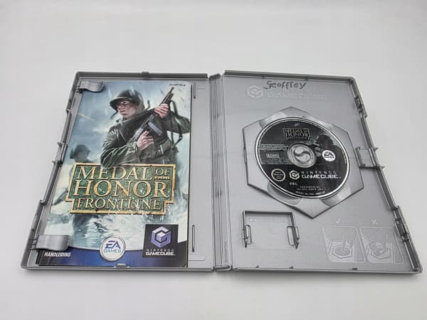 NINTENDO GAMECUBE MEDAL OF HONOUR FRONTLINE