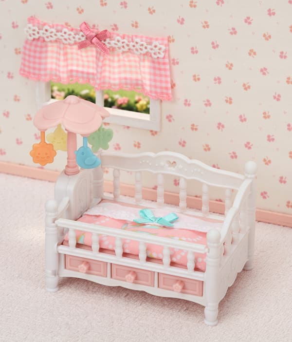Sylvanian Families Cot with Carousel 5534