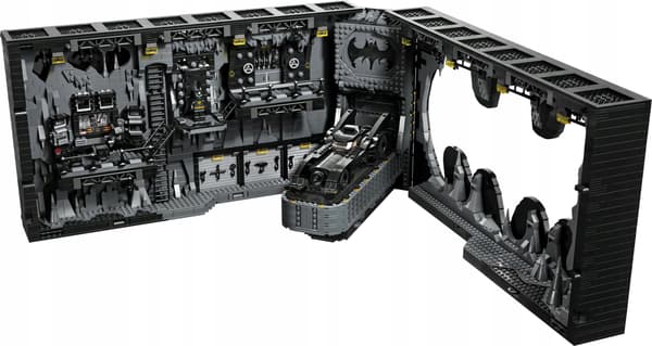 LEGO 76252 DC Batman’s Cave in a Frame