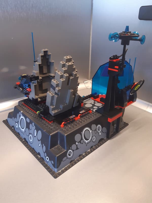 Lego 6959 Lunar Launch Site + instructions