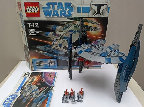 Second-hand LEGO Star Wars 8016 Hyena Droid Bomber