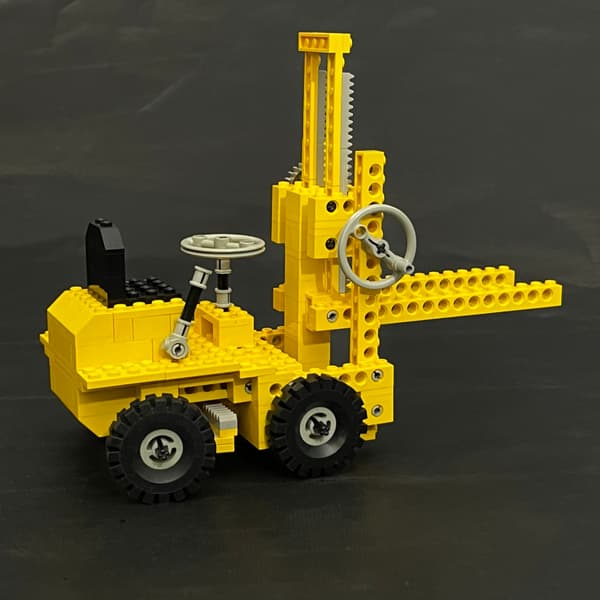 850 LEGO Forklift Truck